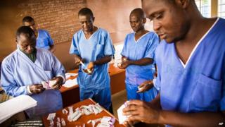 Ebola Crisis: UN Launches Urgent Appeal For Donations - BBC News