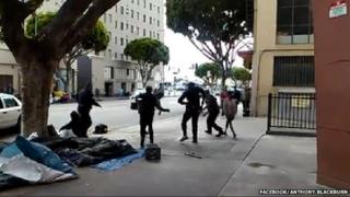 US police shoot homeless man dead in Los Angeles - BBC News