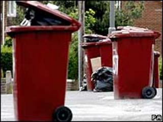 Rubbish bins