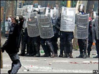 Riots in Genoa in 2001