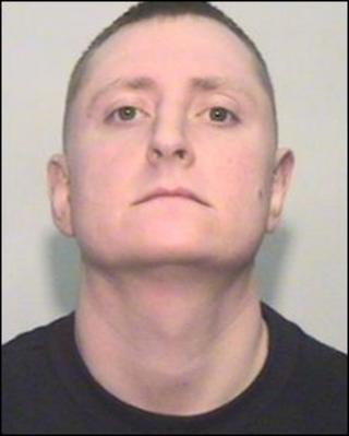 Michael O'Donnell, escaped prisoner