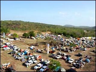 Cars gather for the Latin America 4 x 4 Fun Race