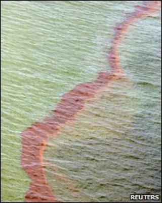 Oil off the Louisiana coast, 22 May