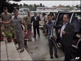 Maoist leader Pushpa Kamal Dahal arrives at the assembly in Kathmandu, Nepal, on , May 28, 2010