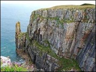 St Govan's Head, pic by Pol Ka on flickr