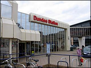 Dundee railway station