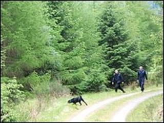 Strathclyde Police assisting in the search for Suzanne Pilley at Glen Croe on Monday