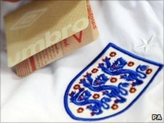 fake England shirt