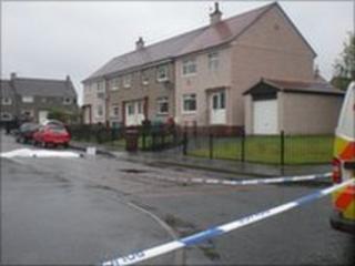 Scene of shooting in Inverkip Drive, Shotts