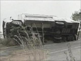 Students' overturned bus in South Africa