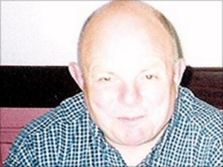 Malcolm Lewis