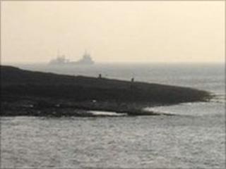 Sully Island (Pic: John Parker)