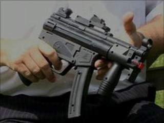Toy gun with laser sight