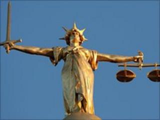 Lady Justice at the Old Bailey