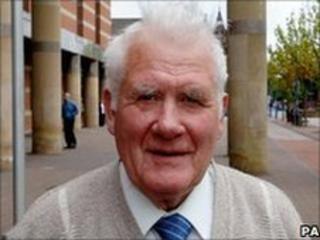 Dr Howard Martin
