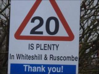 '20 is plenty' sign