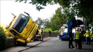 Cement mixer