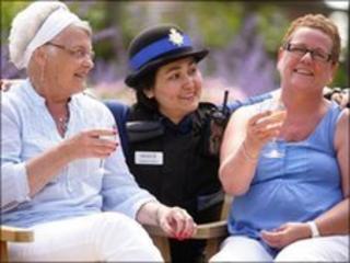 Two patients with a police officer
