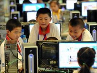 Chinese children using computers