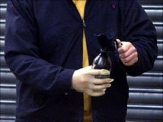 Petrol bomb