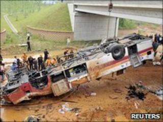 Bus crash near Seoul's international airport, 3 July