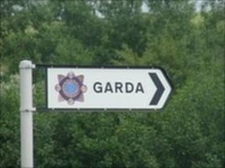 Garda sign