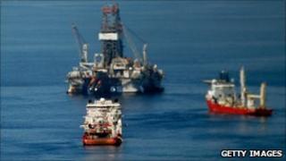 Ships near the site of the BP Deepwater Horizon oil spill, 03/04