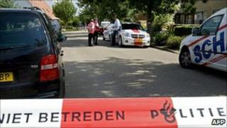 Police seal off street in Nij Beets