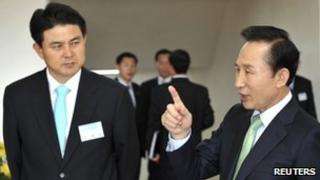 New South Korean PM Kim Tae-ho (l) and President Lee Myung-bak (r)