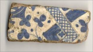 Valencian tile fragment