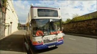 Bus without roof
