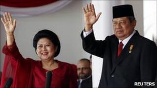 President Susilo Bambang Yudhoyono and his wife Ani, 18 August 2010