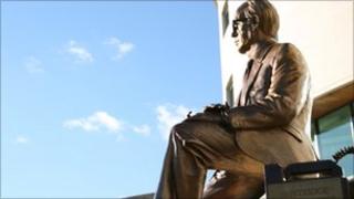 Statue of Professor Frank Pantridge