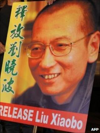 Supporters of Liu Xiaobo outside China' s Liaison Office in Hong Kong, 8 October 2010