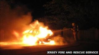 Westmount Road car fire