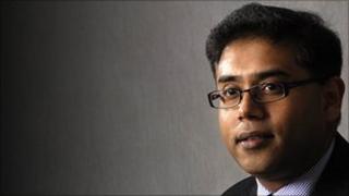 Consultant ophthalmologist Parwez Hossain