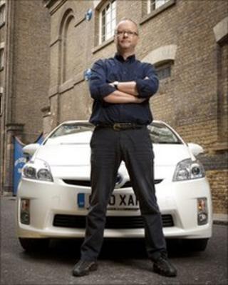 Robert Llewellyn