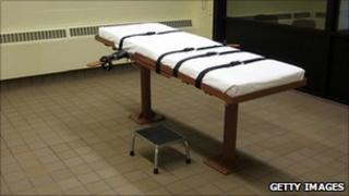 Lethal injection table