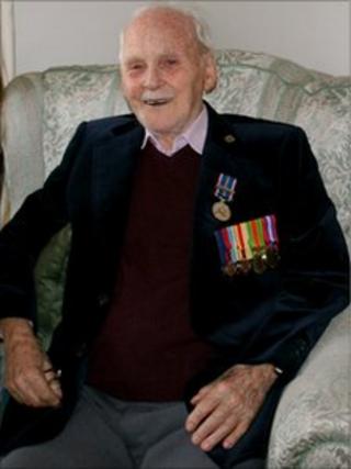 Sam Brearley, 98,