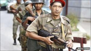 Soldiers patrolling in Antananarivo