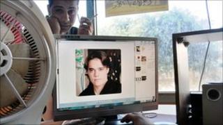 Waleed Hasayin's picture on a computer screen in the internet cafe