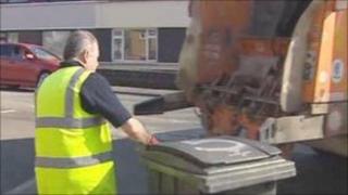 Dustbin lorry worker