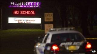 Police car outside Marinette High School (29 November 2010)