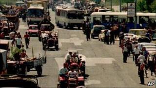 Serbian refugees fleeing Croatia (1995)