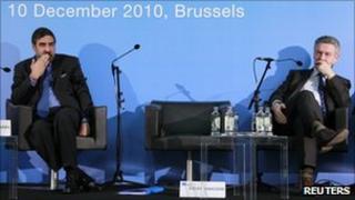 Indian Trade and Industry Minister Anand Sharma (left) and EU trade chief Karel De Gucht sit together at the summit in Brussels, 10 December