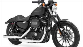 Harley-Davidson Iron 883 motorbike