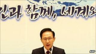 South Korean President Lee Myung-Bak speaking 29 Dec 2010