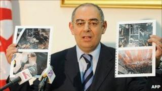 Communications Minister Samir Laabidi in Tunis, 11 January 2011