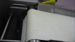Tenderising machine