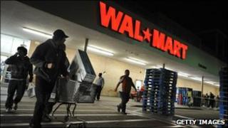 Wal-Mart shoppers